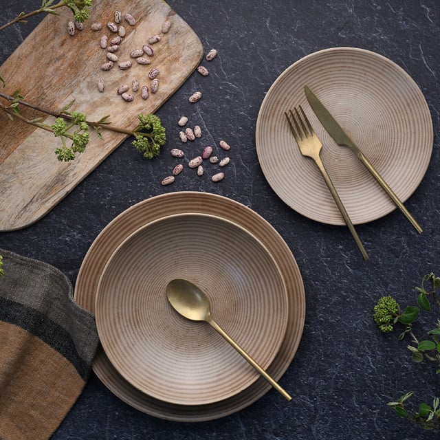 Link zu Mode von Angela Bruderer Link zu Mode von Angela Bruderer